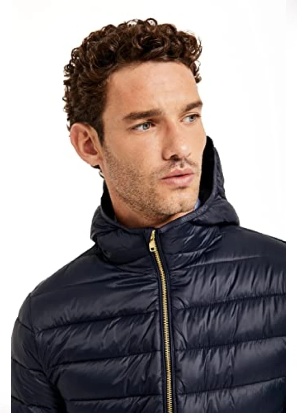 1_Chaqueta ultraligera y reciclada Polo Club con capucha