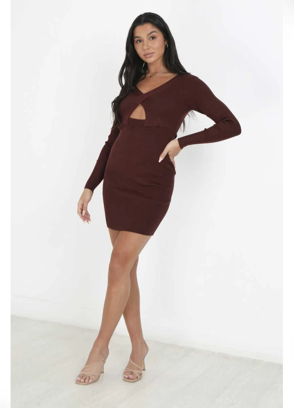 2_Vestido de punto con abertura