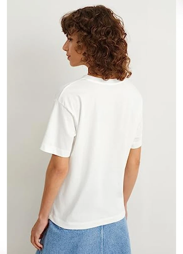 3_Camiseta de Mujer de C&A