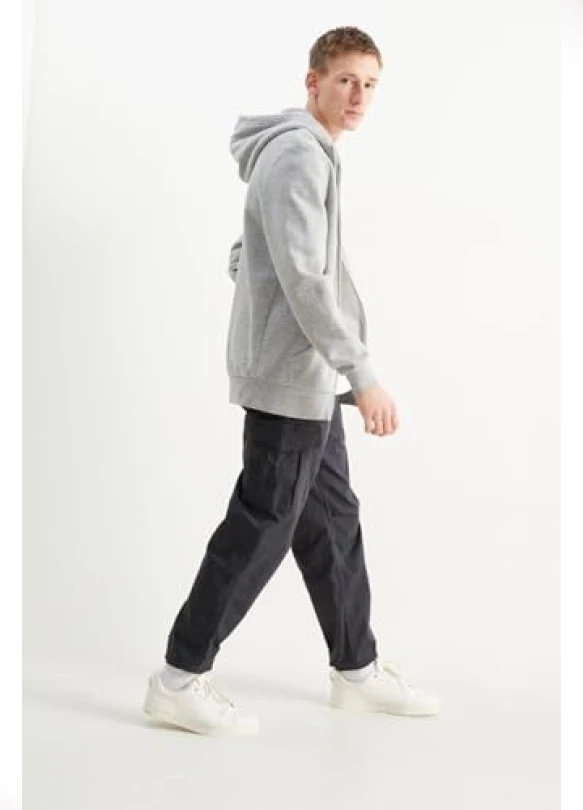 3_Pantalón Cargo C&A para hombre.