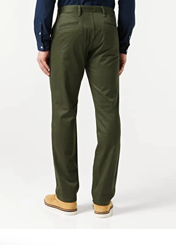 5_Pantalón Khaki Slim Fit de Dockers Alpha