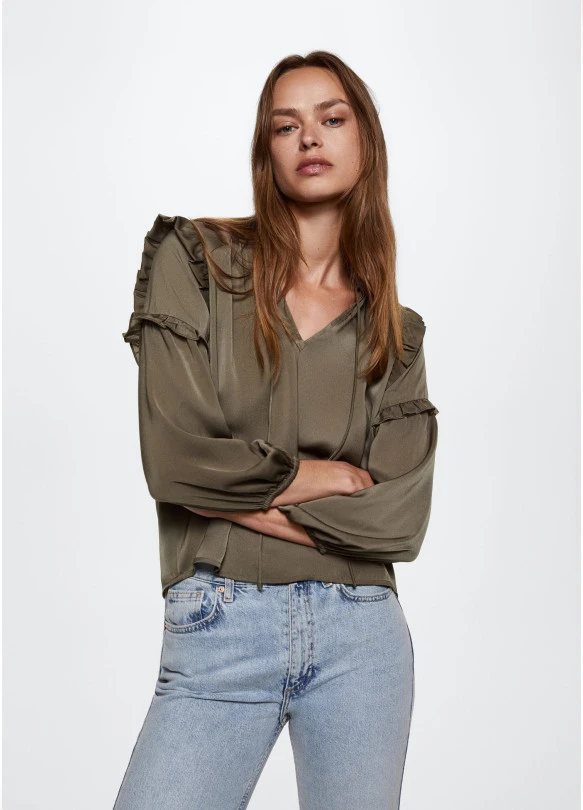 main_image_Oferta: Blusa de Satén con Volantes