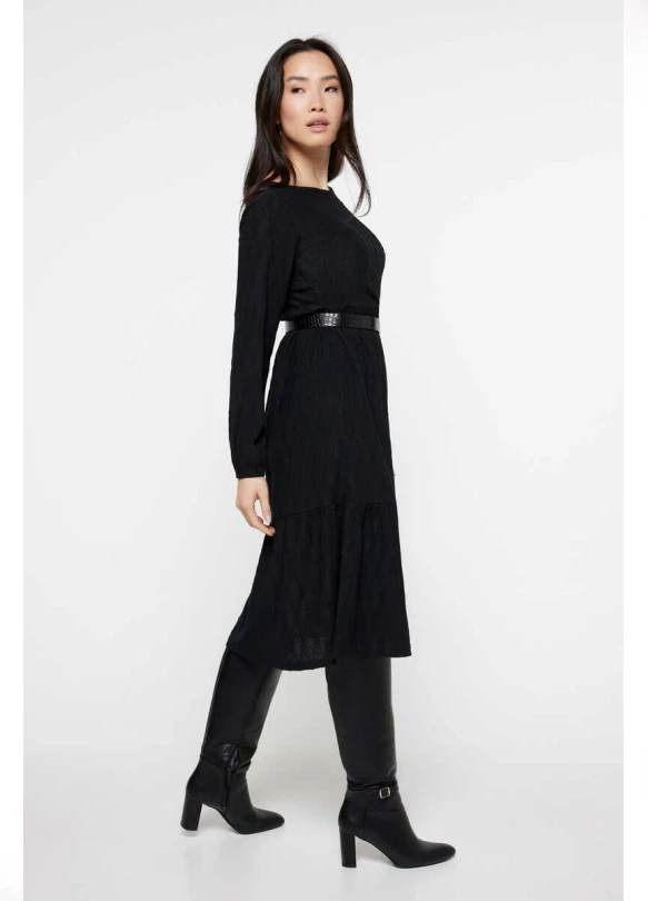 3_Vestido Midi Bordado