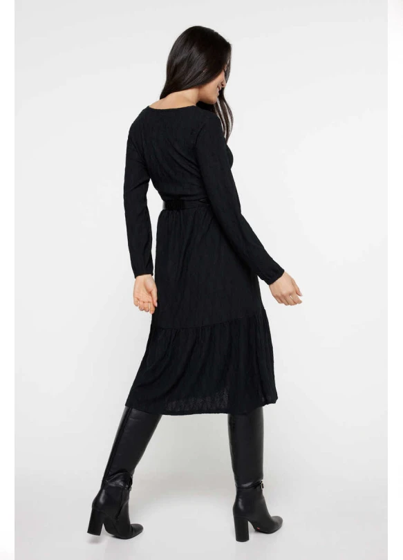 2_Vestido Midi Bordado