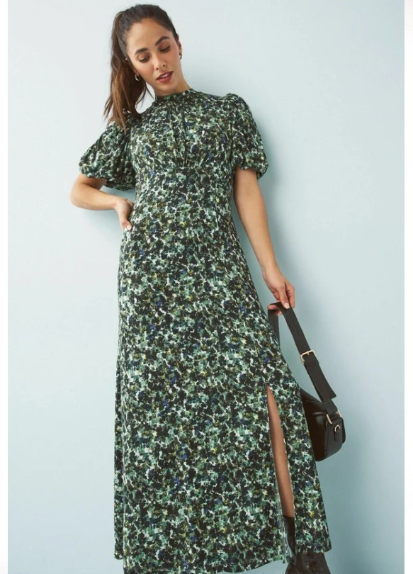 2_SHORT PUFF SLEEVE - Vestido largo - green floral