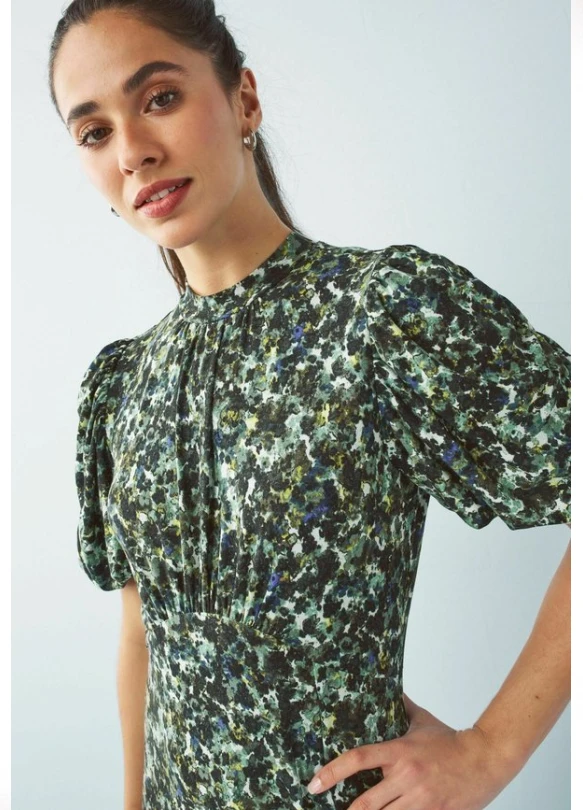 1_SHORT PUFF SLEEVE - Vestido largo - green floral