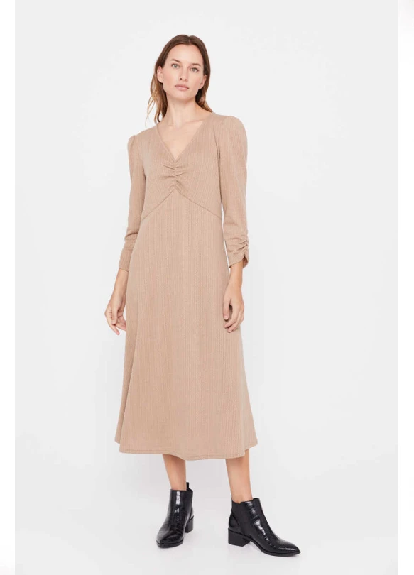 1_Vestido de punto frunces
