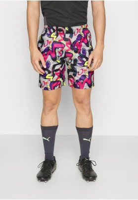 Neymar Creativity - Pantalones de Montaña Cortos en Color Harbor Mist/Fluo Yellow - Disponibles a 27.48€