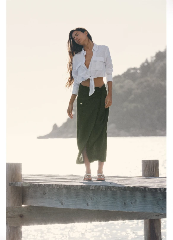 1_CAMISA CROPPED NUDO